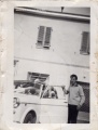 1962 - Romano Masono con l'auto.jpg